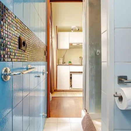 Tiny Steps To Piazza Di Spagna Apartment Rom