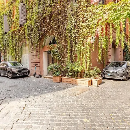 Tiny Steps To Piazza Di Spagna Apartment *