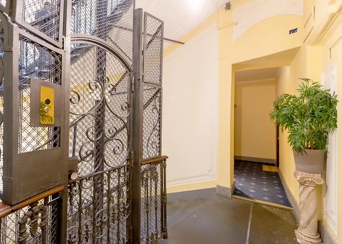 Апартаменты Tiny Steps To Piazza Di Spagna Рим